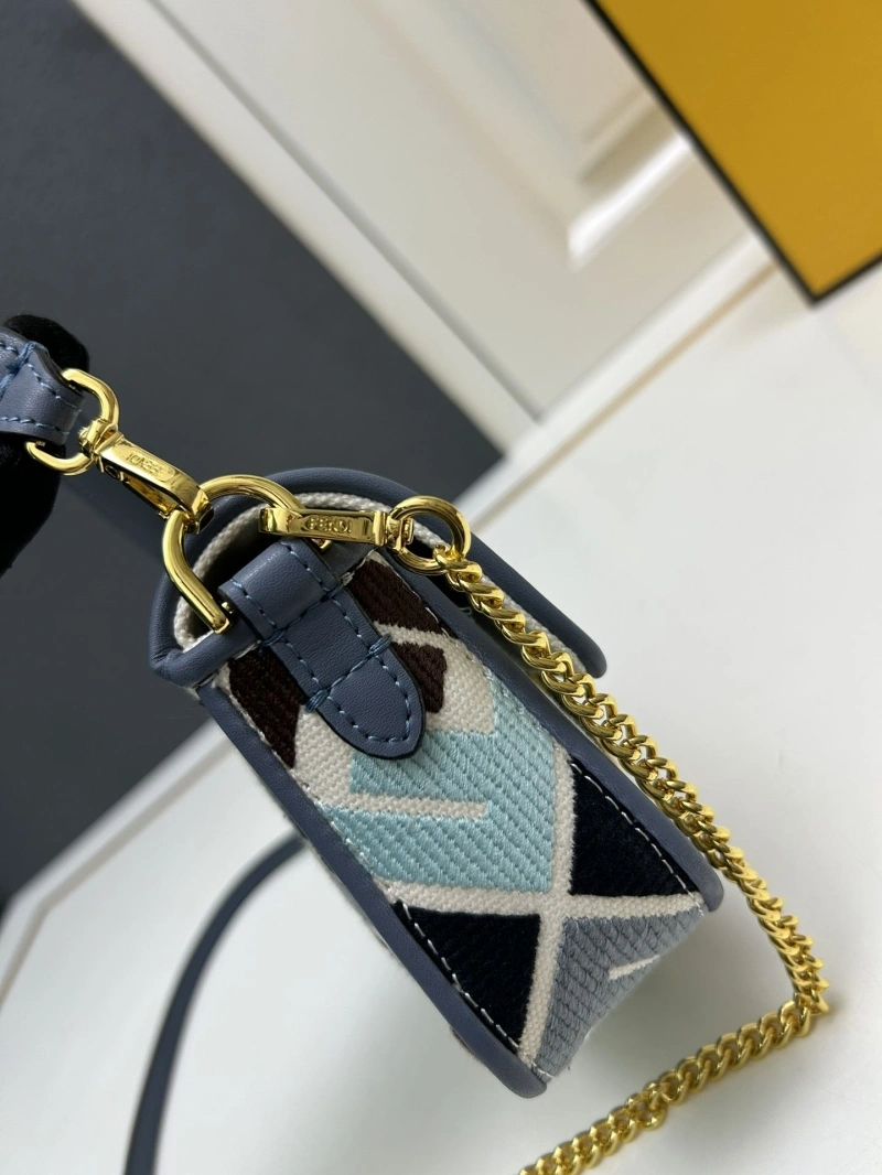 F**di baguette bags 4224-0531