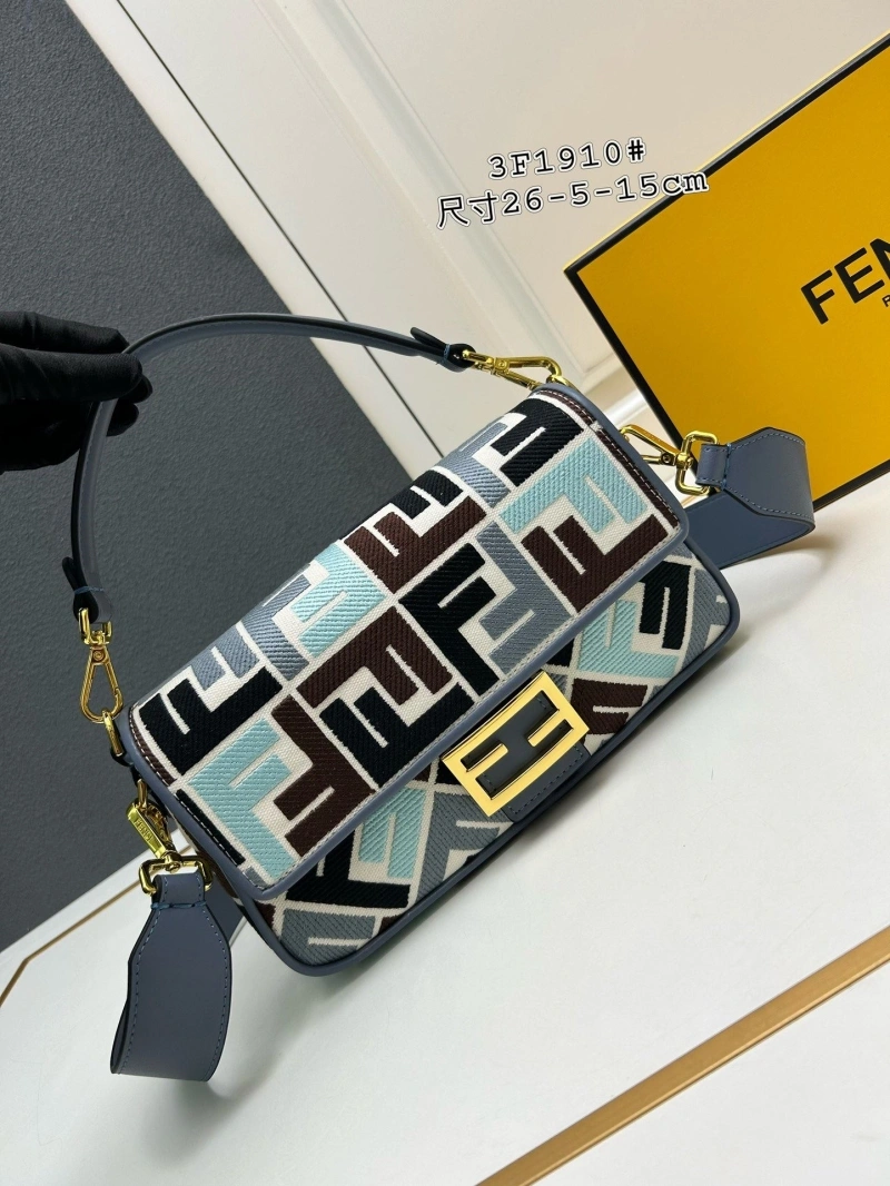 F**di baguette bags 4224-0533