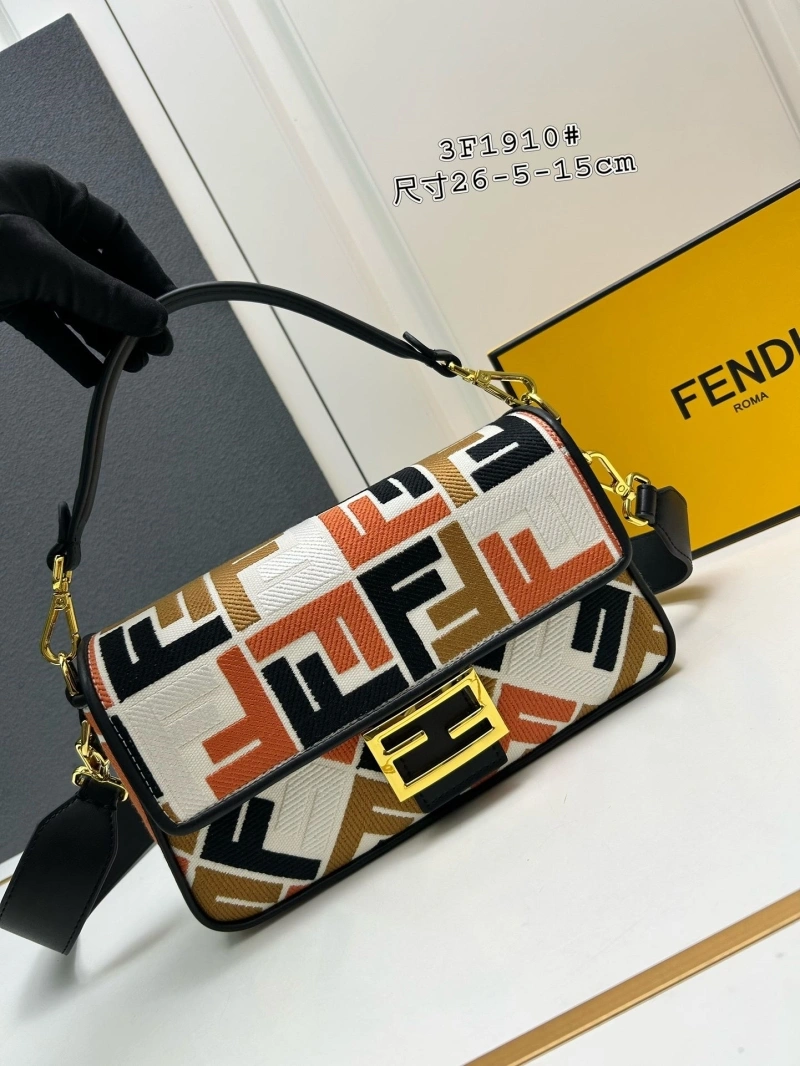 F**di baguette bags 4224-0534
