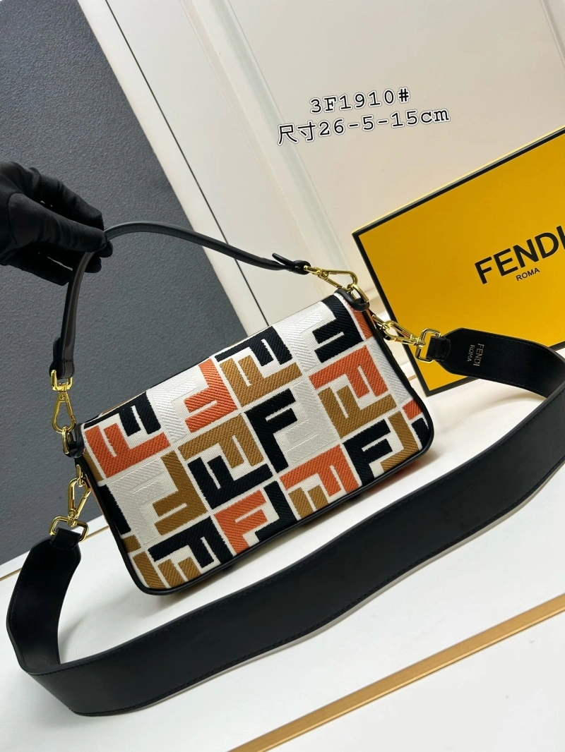 F**di baguette bags 4224-0534