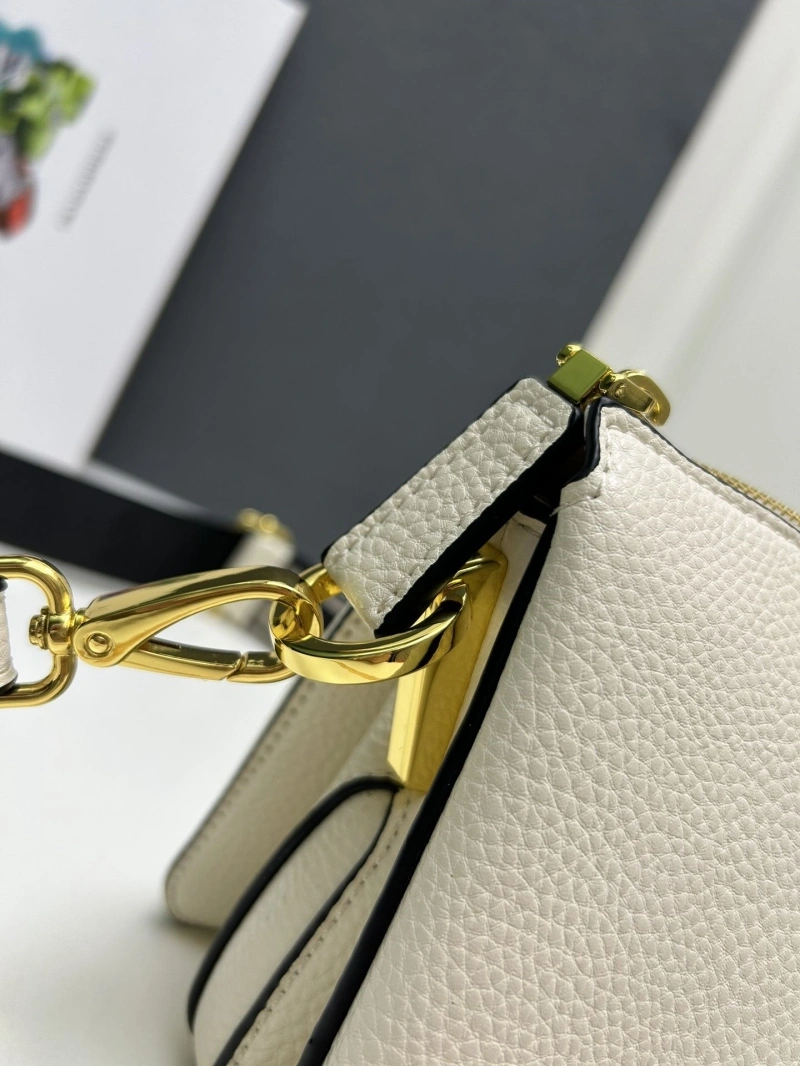 Pra*a satchel bags 4224-0539
