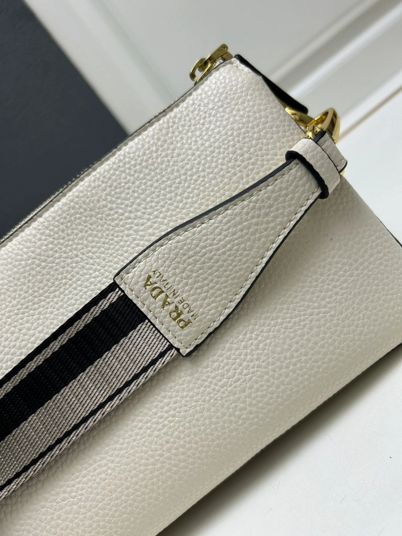Pra*a satchel bags 4224-0539