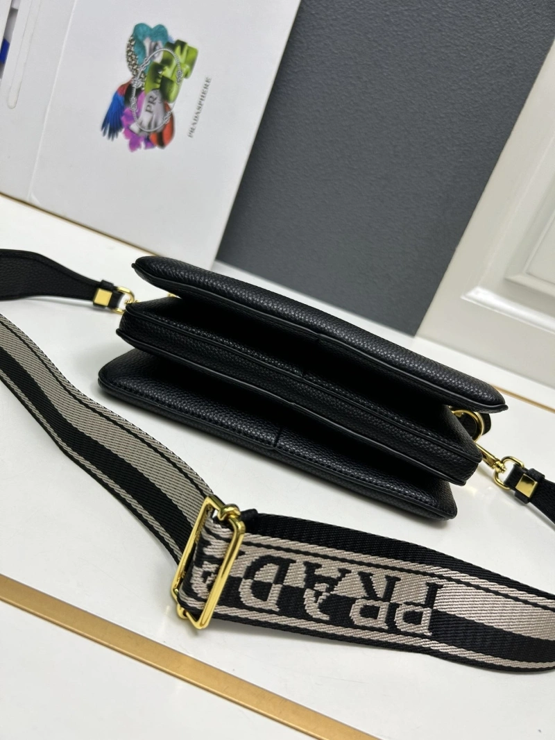 Pra*a satchel bags 4224-0541