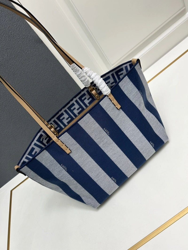 F**di shopping bags 4224-0558