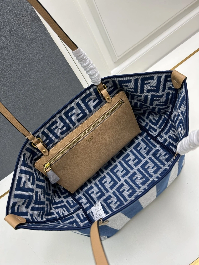 F**di shopping bags 4224-0558