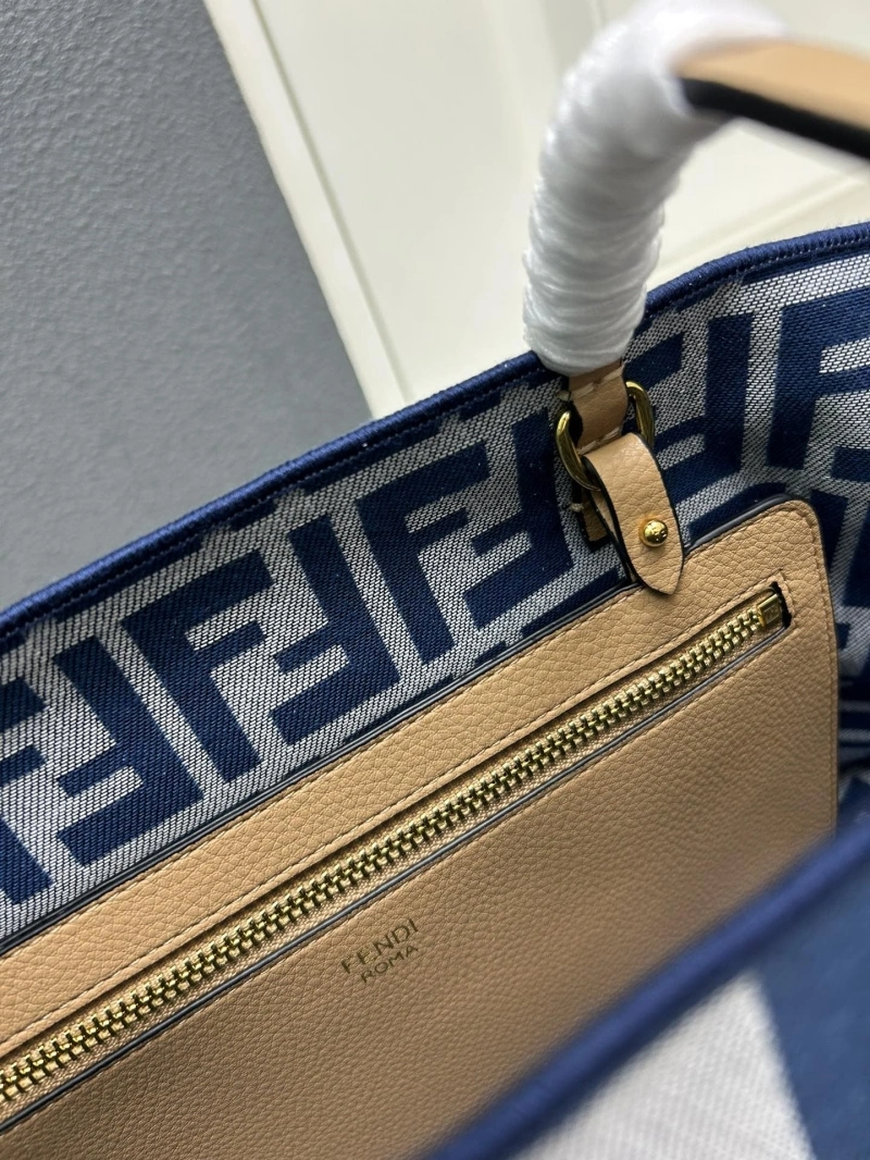F**di shopping bags 4224-0558