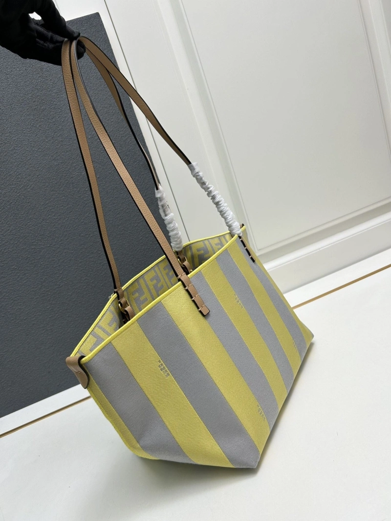F**di shopping bags 4224-0559
