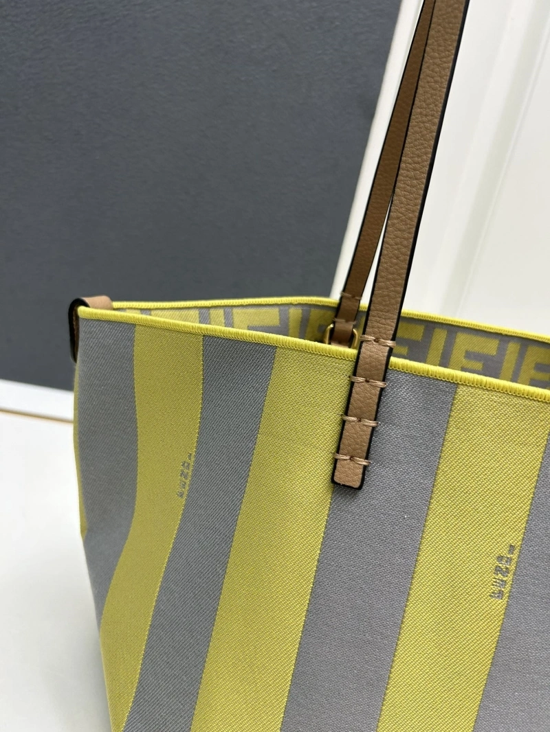 F**di shopping bags 4224-0559