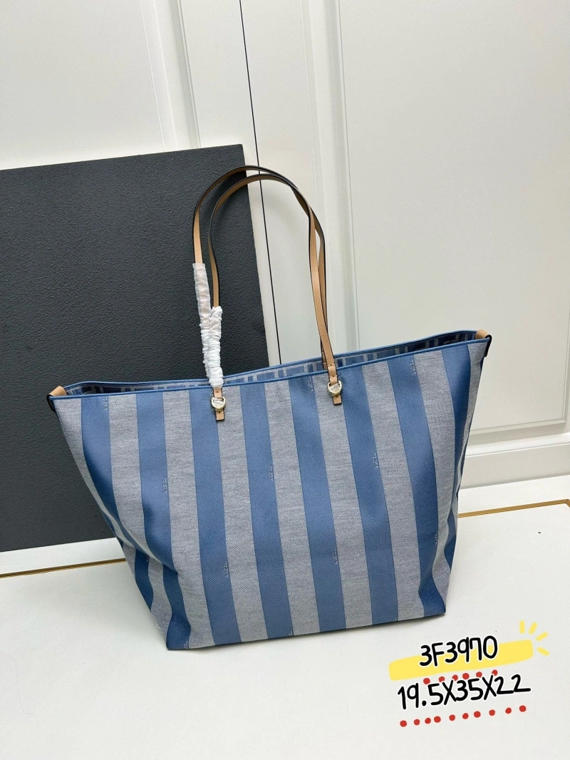 F**di shopping bags 4224-0560