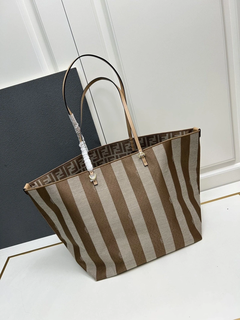F**di shopping bags 4224-0561