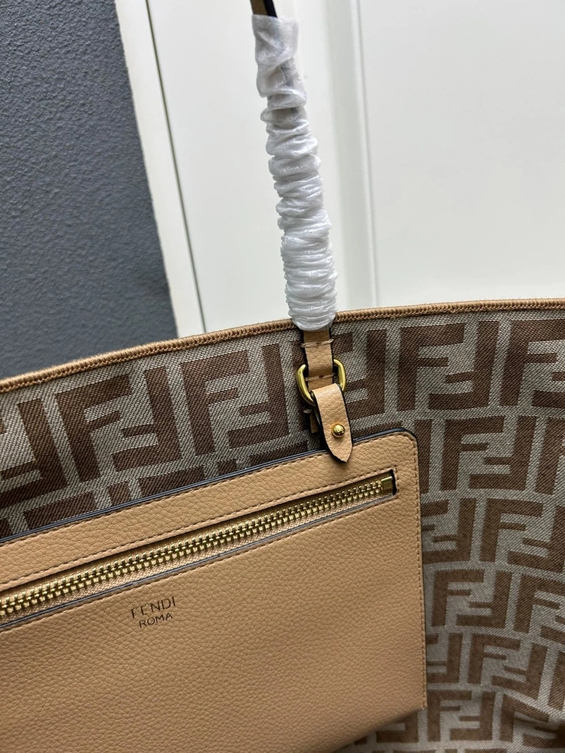 F**di shopping bags 4224-0561