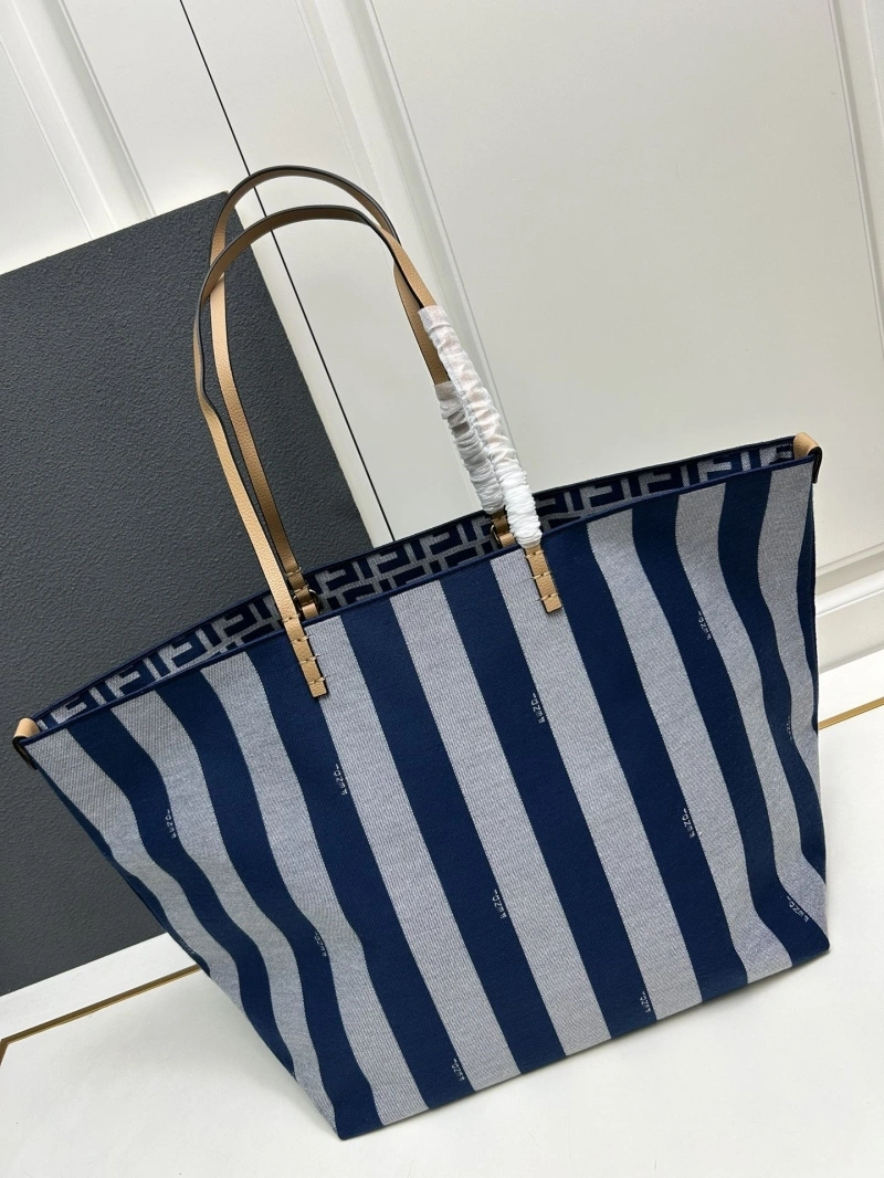 F**di shopping bags 4224-0562