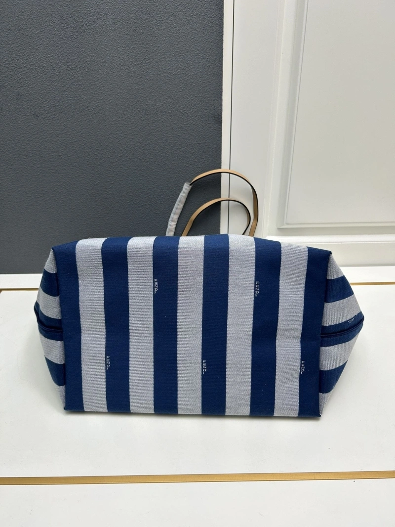 F**di shopping bags 4224-0562