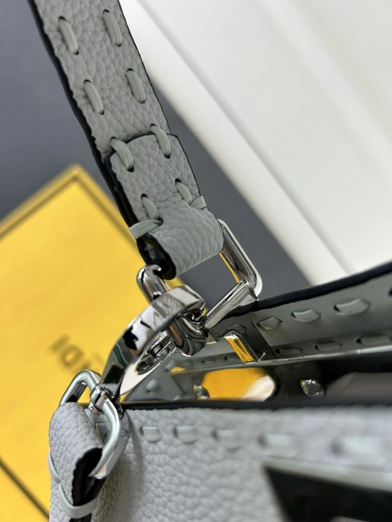 F**di top handle bags 4224-0563