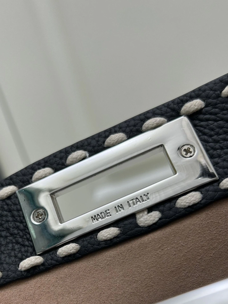 F**di top handle bags 4224-0565