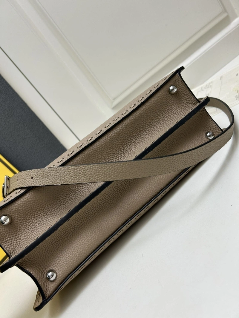 F**di top handle bags 4224-0566