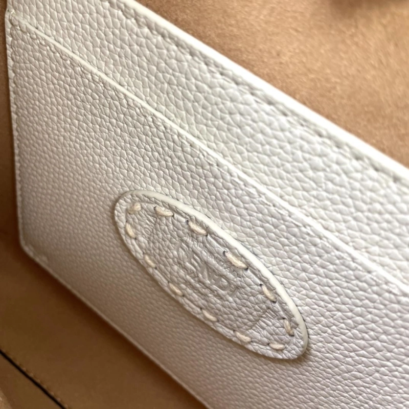 F**di top handle bags 4224-0577