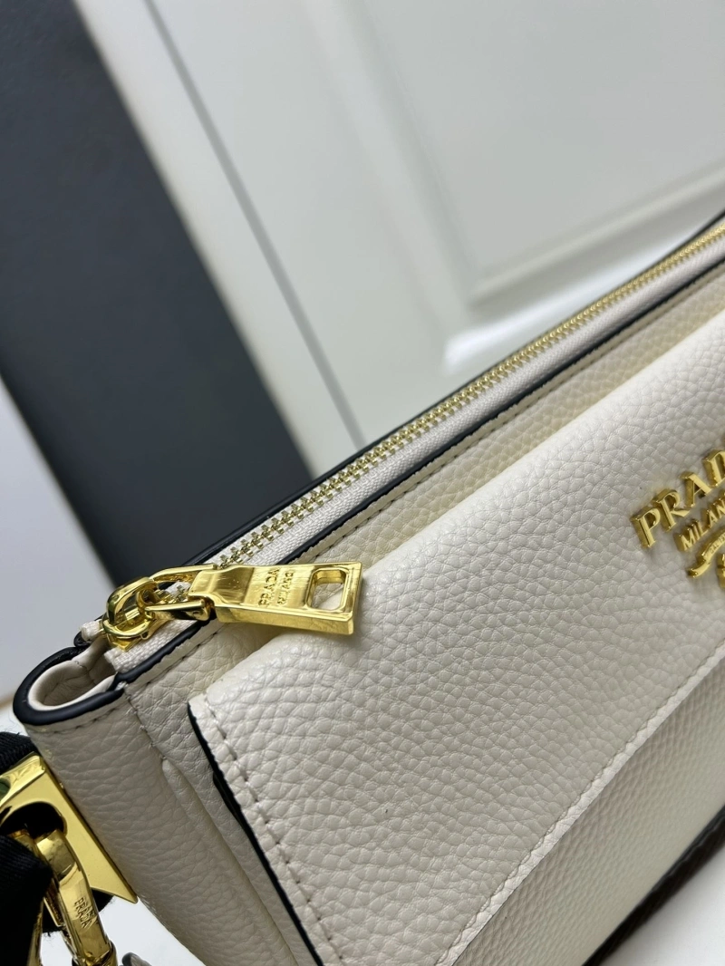Pra*a satchel bags 4224-0706