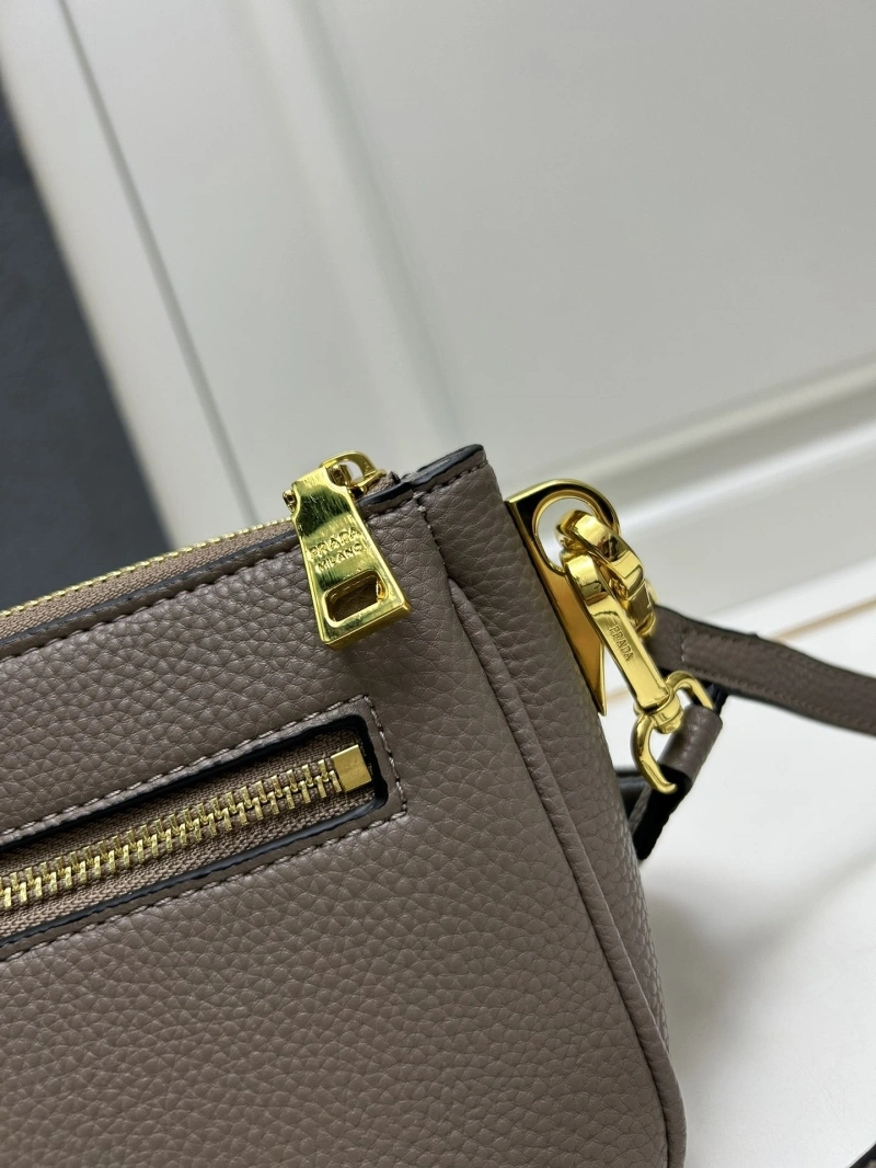 Pra*a satchel bags 4224-0709