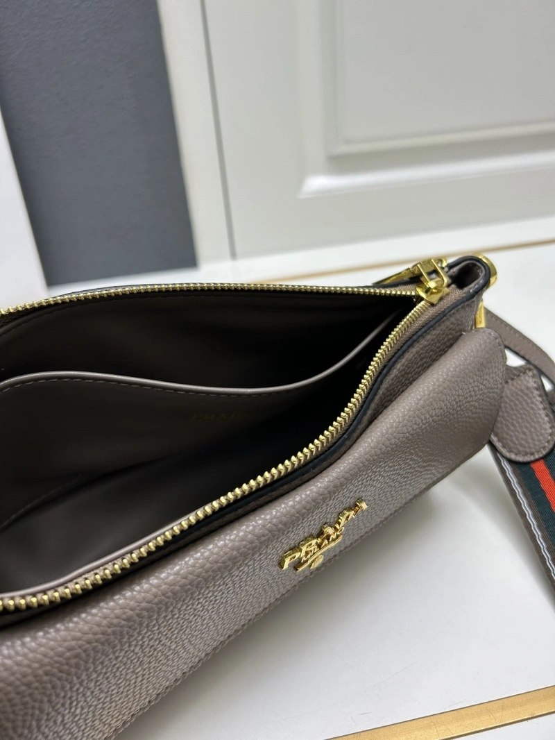 Pra*a satchel bags 4224-0709