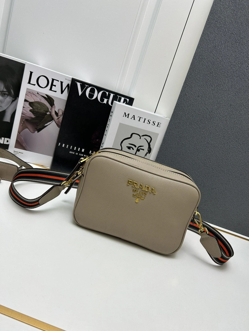 Pra*a satchel bags 4224-0718