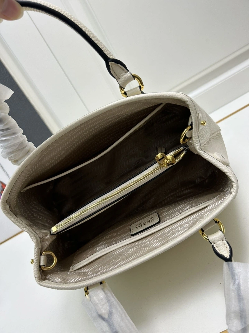 Pra*a top handle bags 4224-0723