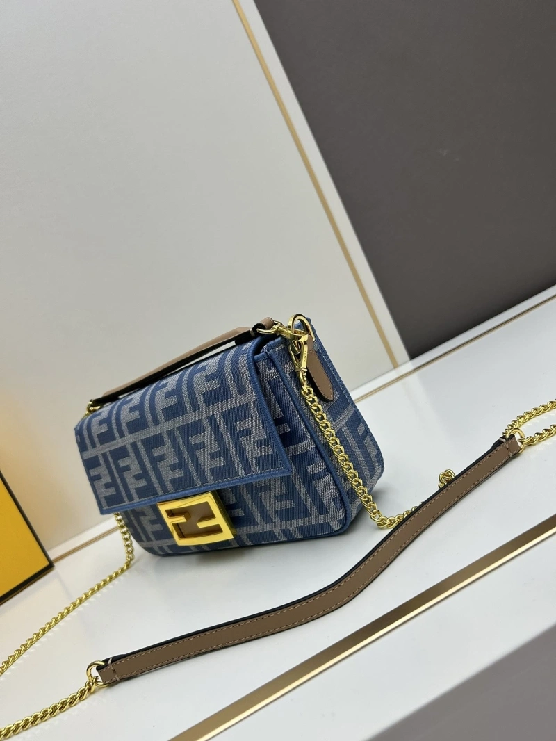 F**di baguette bags 4224-0765
