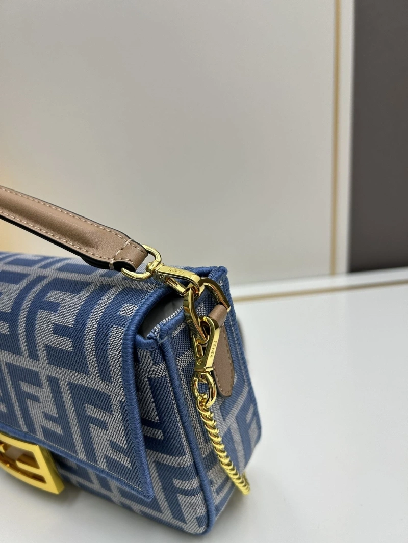 F**di baguette bags 4224-0765