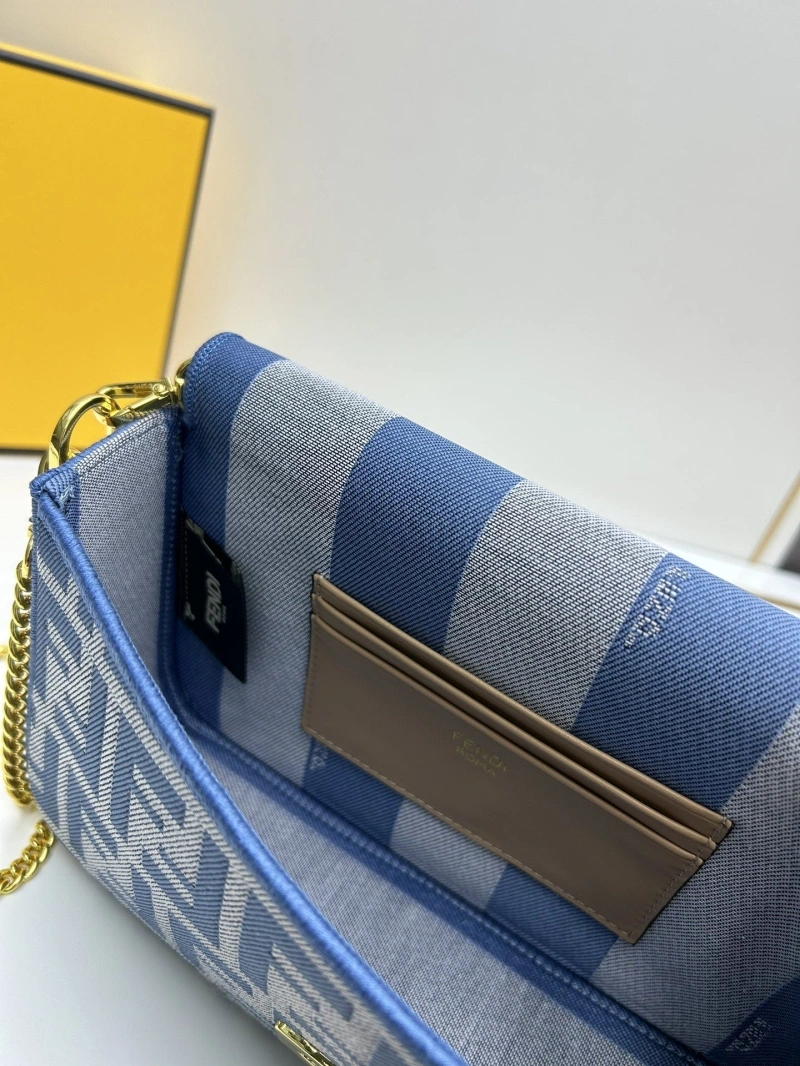 F**di baguette bags 4224-0765