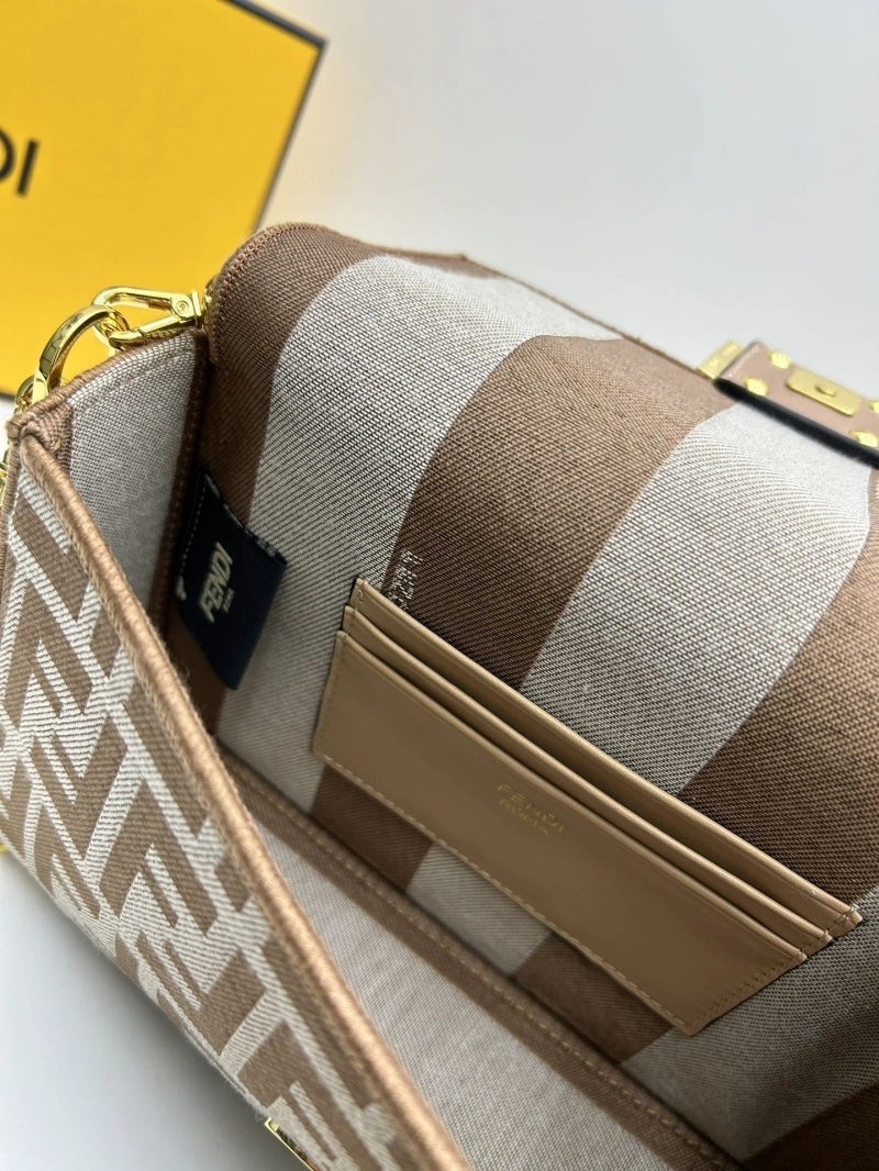 F**di baguette bags 4224-0766