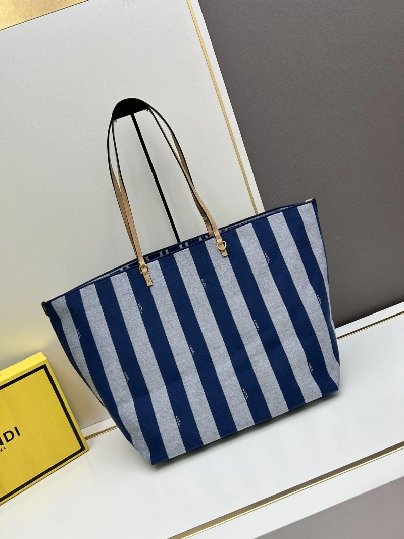 F**di shopping bags 4224-0768