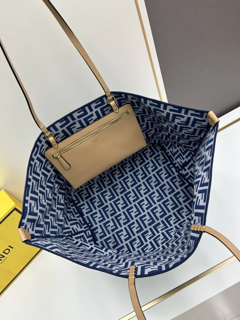 F**di shopping bags 4224-0768