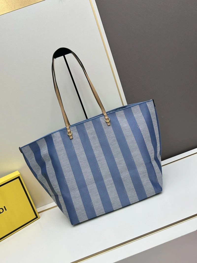 F**di shopping bags 4224-0769