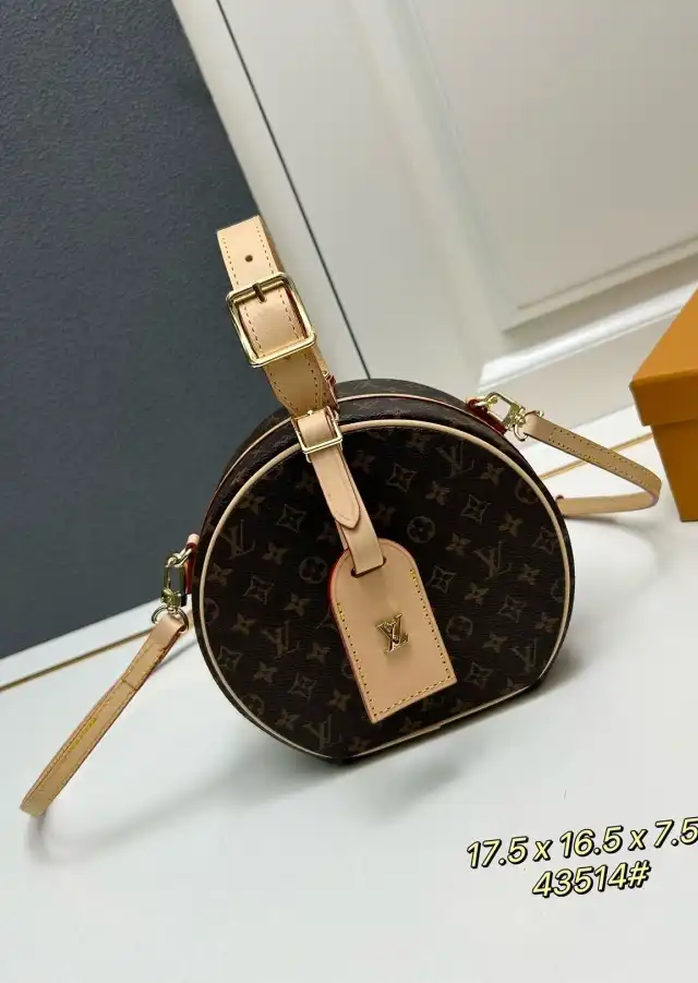 LV Round Bags 4224-0785