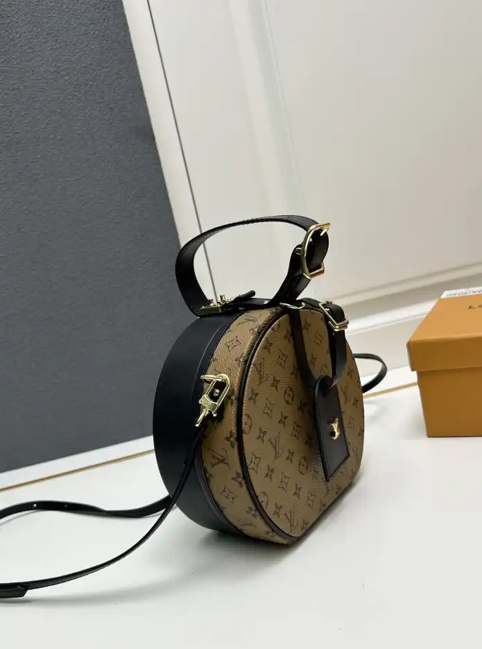 LV Round Bags 4224-0786