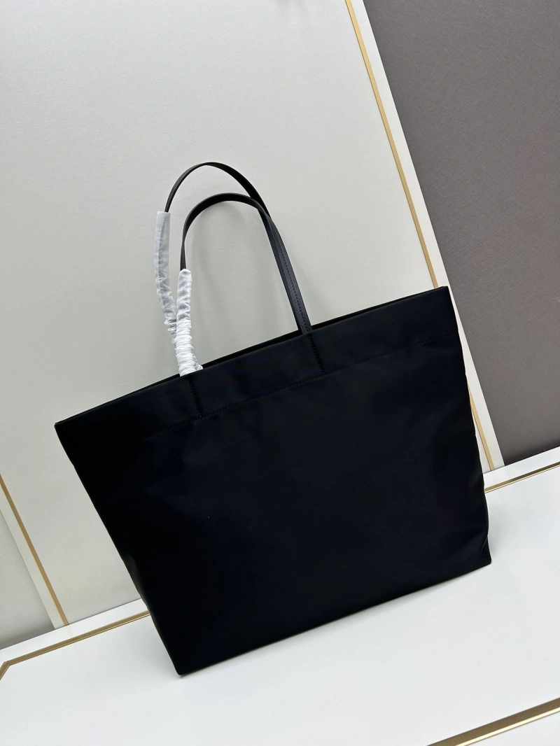 Pra*a shopping bags 4224-0853