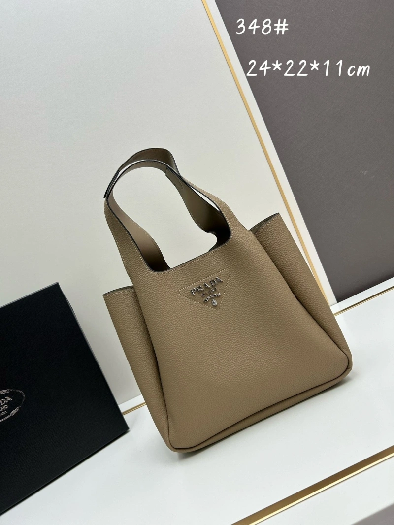 Pra*a shopping bags 4224-0857