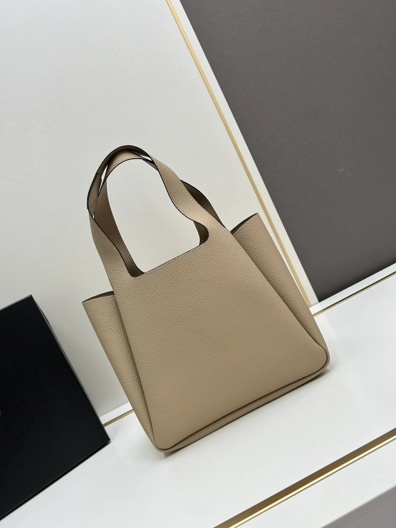 Pra*a shopping bags 4224-0858