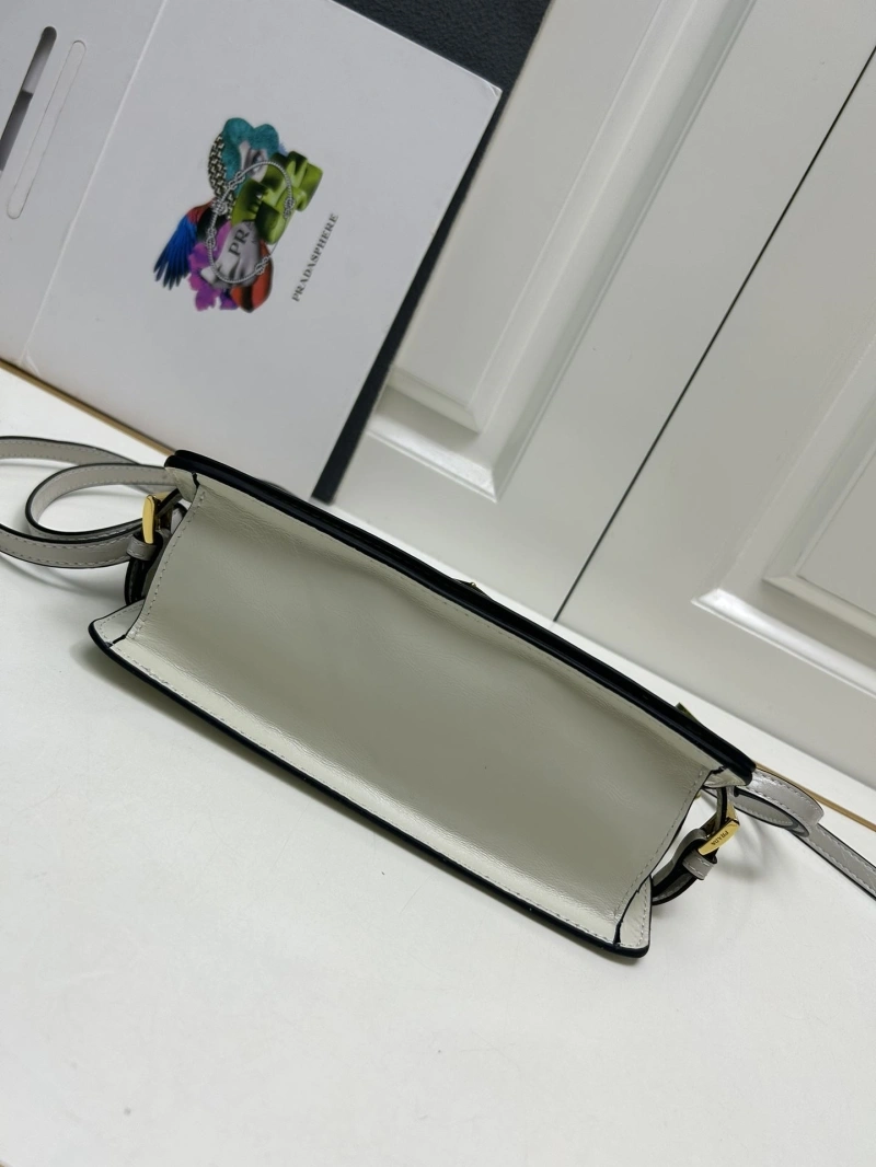 Pra*a satchel bags 4224-0866