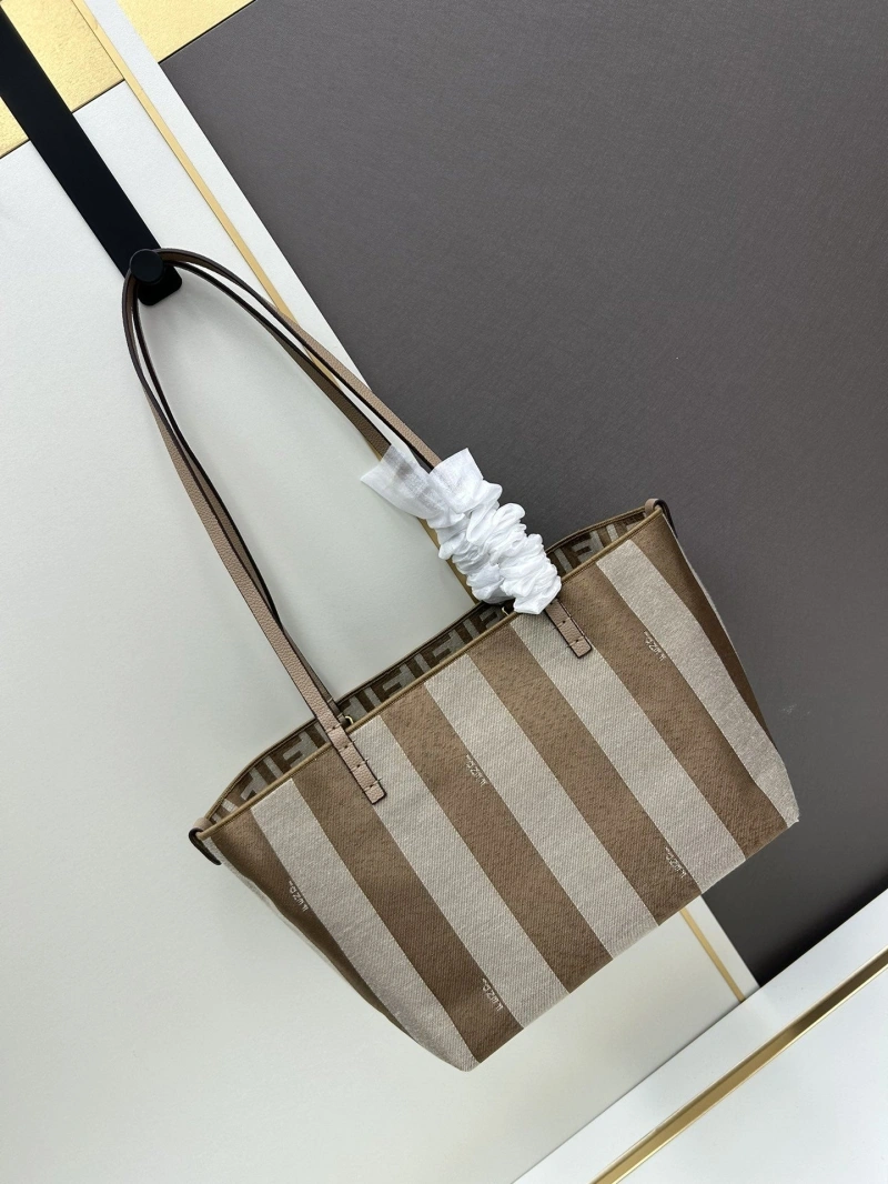 F**di shopping bags 4224-0952