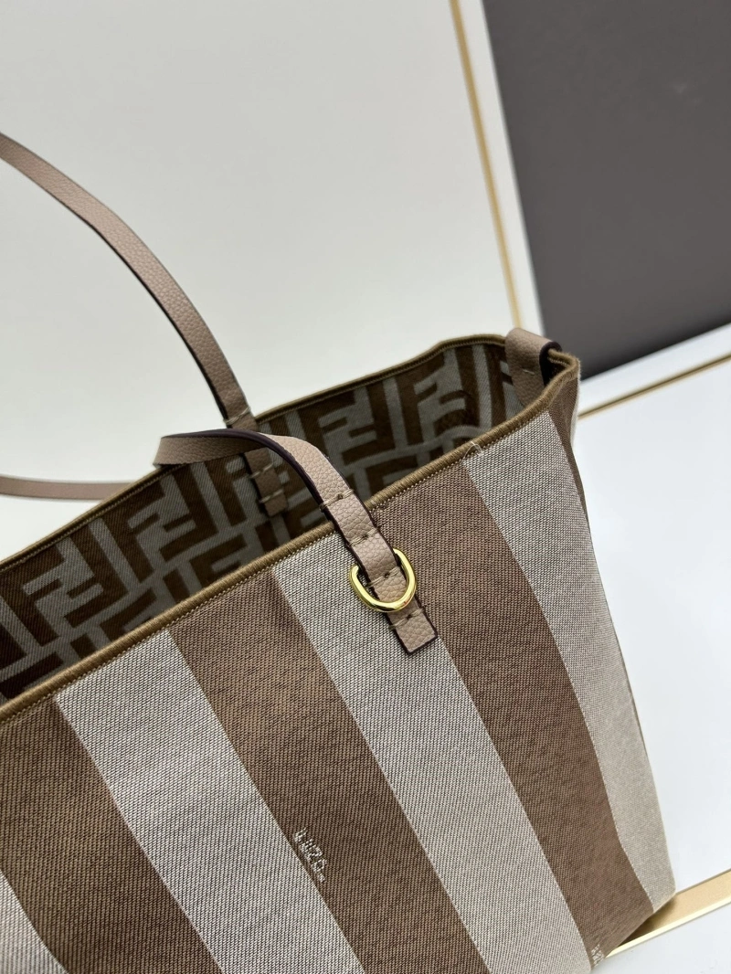 F**di shopping bags 4224-0952