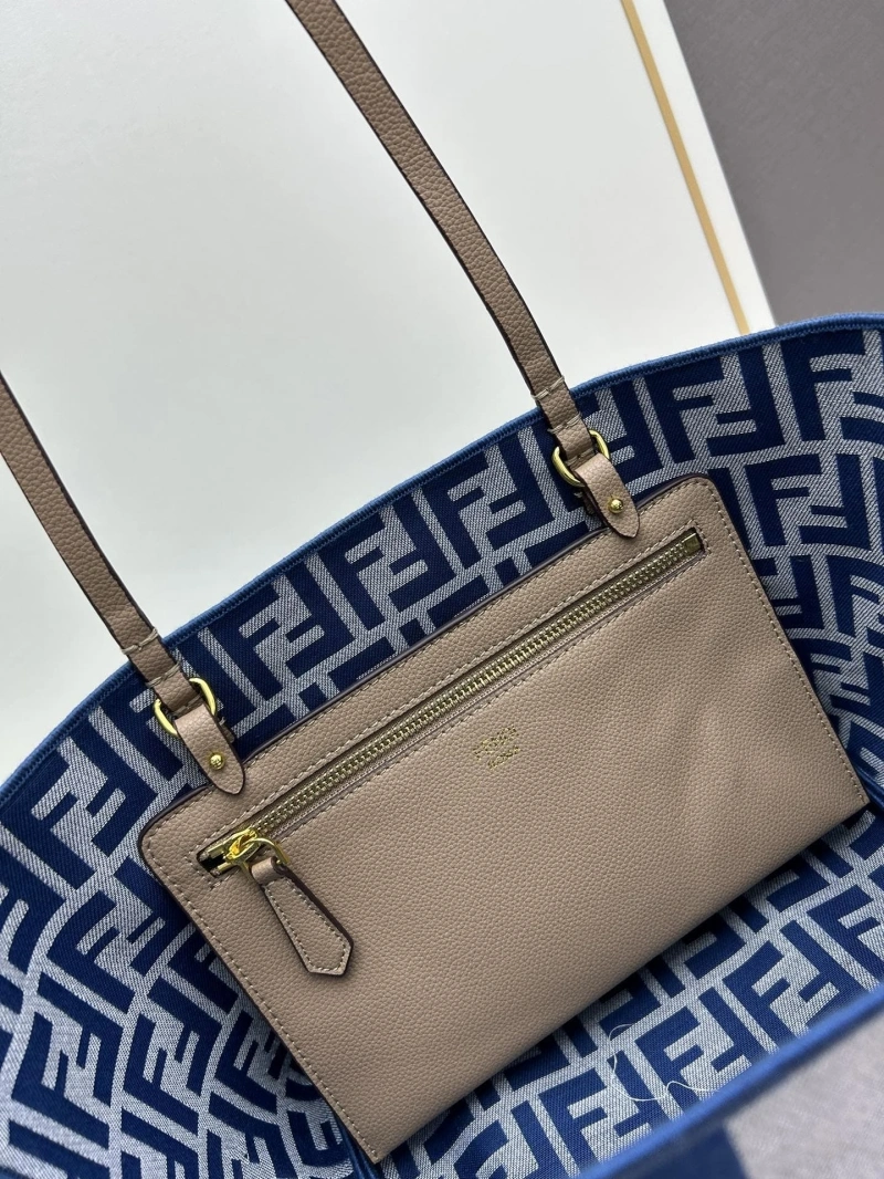 F**di shopping bags 4224-0953