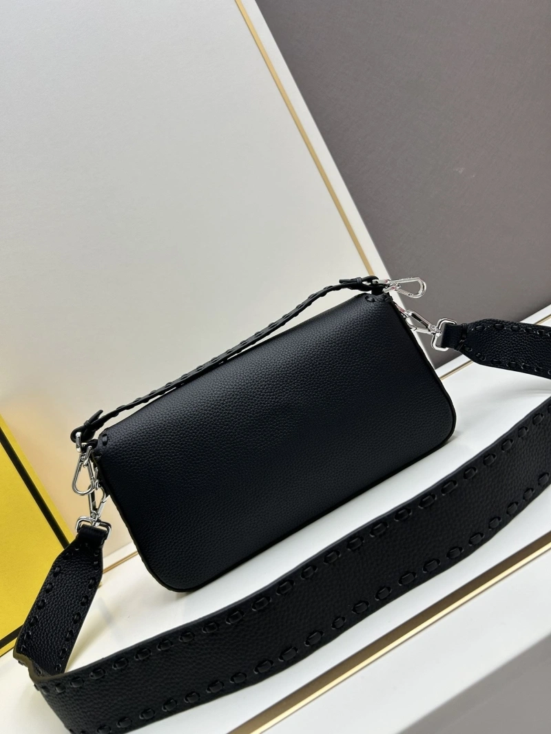 F**di baguette bags 4224-0977