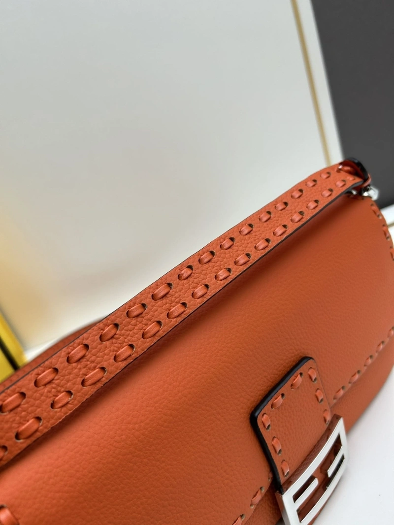 F**di baguette bags 4224-0979