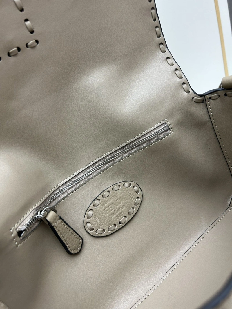 F**di baguette bags 4224-0980