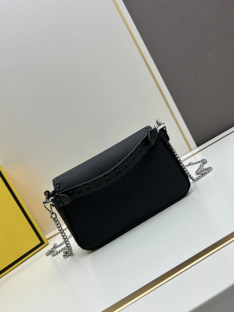 F**di baguette bags 4224-0983