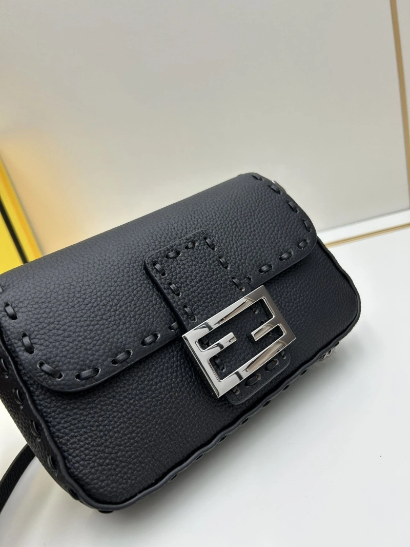 F**di baguette bags 4224-0983