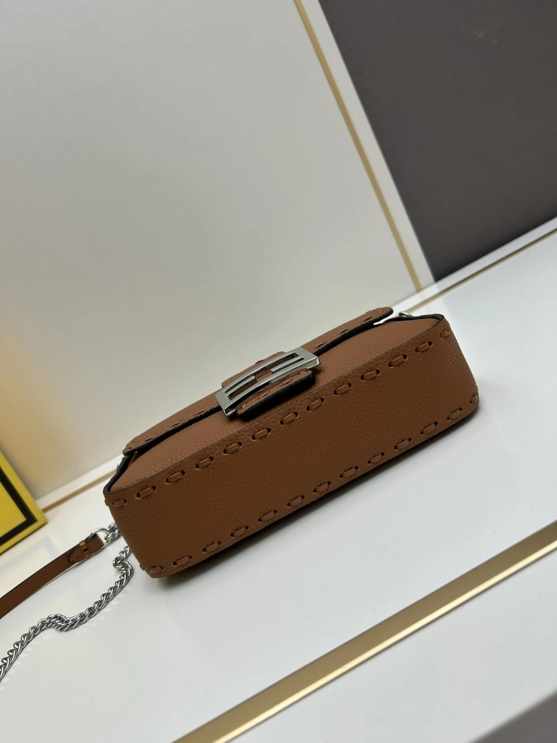F**di baguette bags 4224-0984