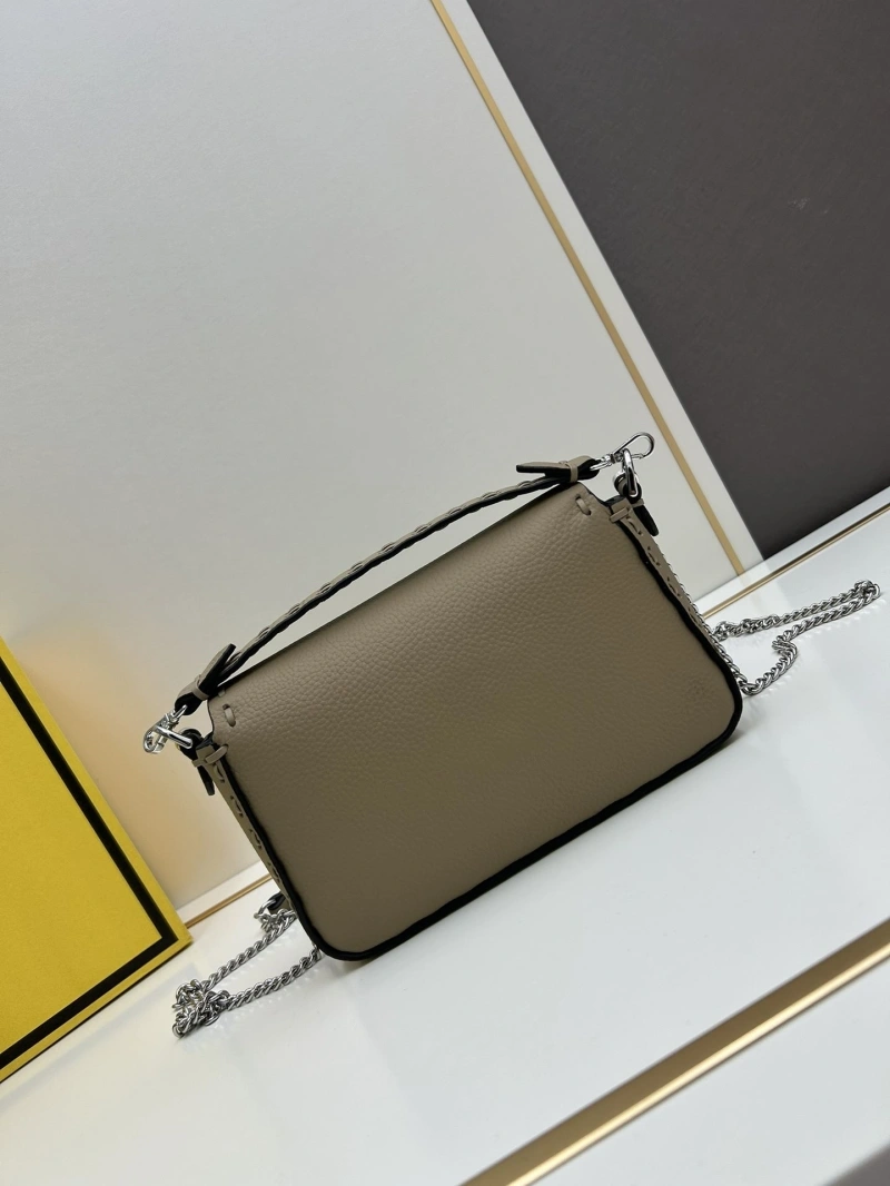 F**di baguette bags 4224-0986
