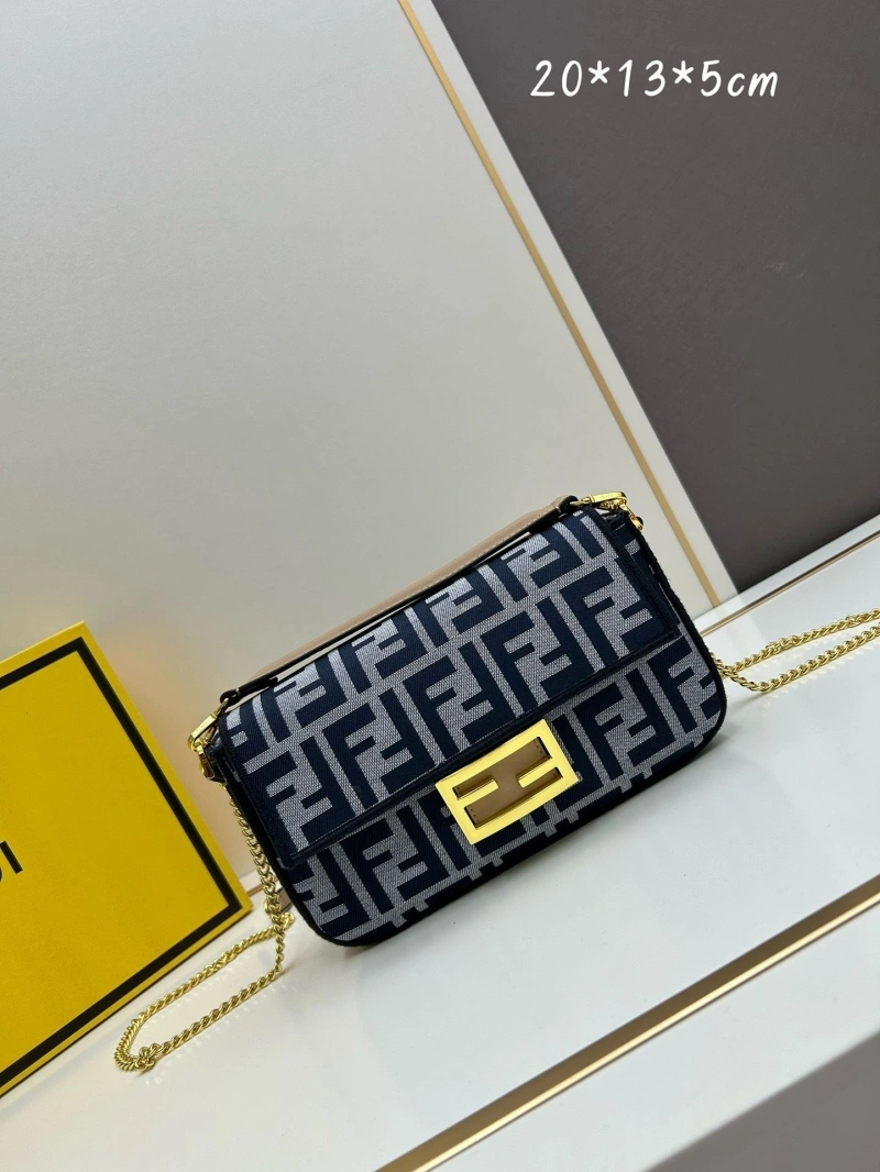 F**di baguette bags 4224-1083